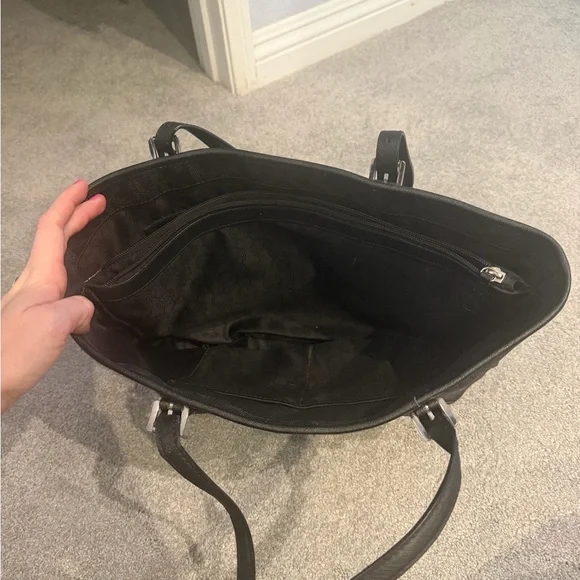 Michael Kors Black Signature Tote - Picture 5 of 5